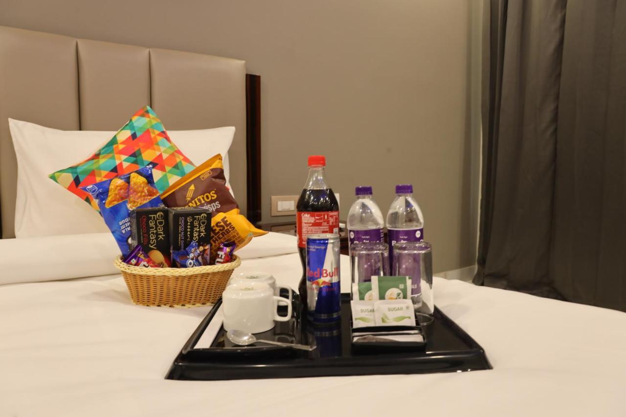 Vaabi Saabi Hotel 구르가온 외부 사진